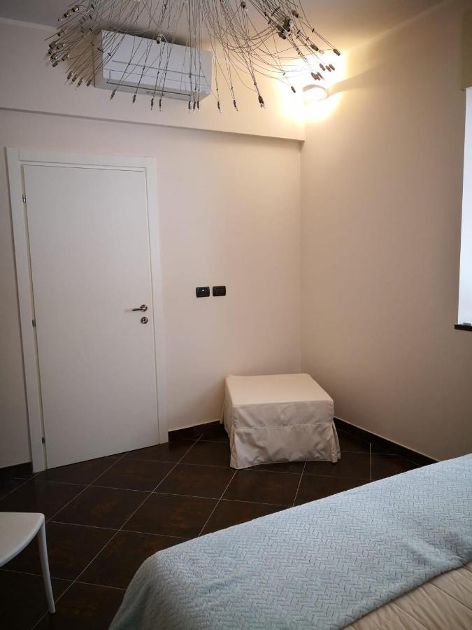 Ferienwohnung La Porta Rossa Vado Ligure Exterior foto